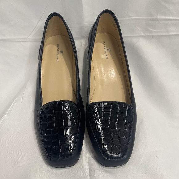 Bandolino Black Croc-Embossed Flats size 8.5 - Picture 1 of 6